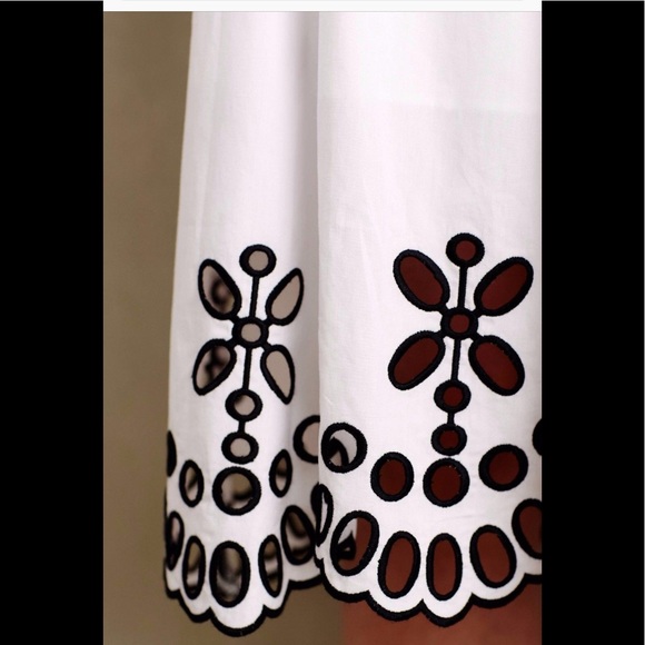 Moulinette Souers white eyelet skirt NWOT size 2 - Picture 4 of 8